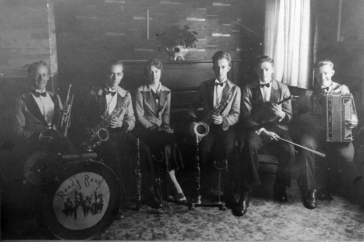 "Ready Band" fotografert på kafé Alliance, en gang på 1930-tallet.