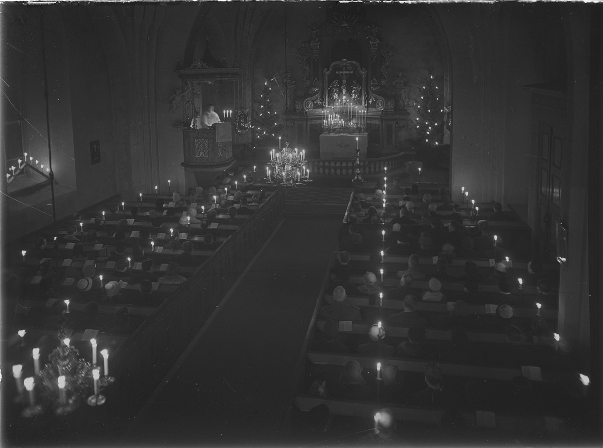 Julotta i Börstils kyrka, Uppland