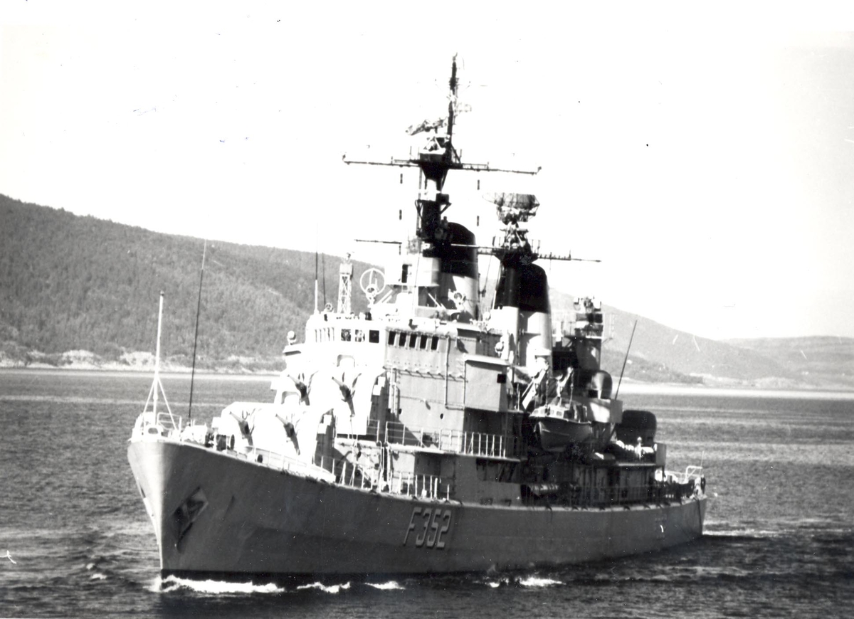 Dansk fregatt Peder Skram, bygget 1965.