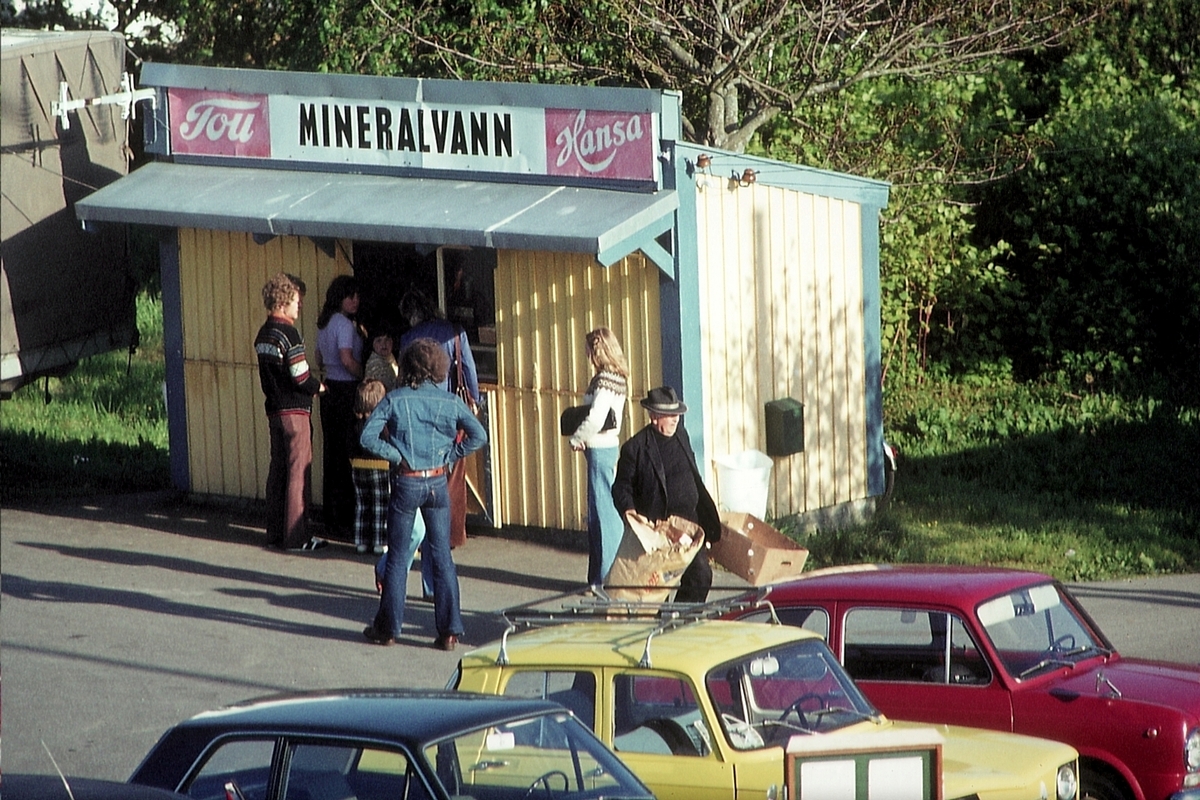 Anders Solands kiosk ved Haraldsstøtta, ca. 1970. - Haugalandmuseet ...