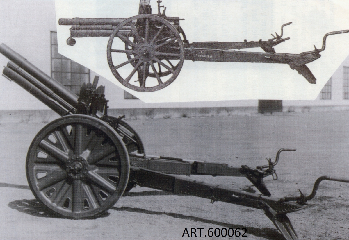 Under 30-talet saknades medel för att modernisera det relativt omoderna artilleriet. Olika åtgärder vidtogs som Carellihjul för att kunna dra de gamla ”hästpjäserna” vars hjullager gick varma om de drogs för fort.. Se mer om Carelli  för 15 cm positionshaubits m/06.

Under 20-talet hade Bofors lanserat flera nya artilleripjäser med V-lavetter (två lavettben att vinkla ut) som innebar att ett stort område i sida snabbt kunde täckas utan lyft av lavetten. Pengar saknades och beställningarna på Bofors var fåtaliga. Ett beslut togs, efter flera års försök, att till totalt 108 gamla 7,5 cm kanon m/02 köpa V-lavetter vilket blev ”m/02-33”. De första 60 gjordes först med trähjul för att dras efter hästar men ändrades, i likhet med den andra halvan av beställningen till metallhjul och då kunde de alla dras efter fordon. Fanns i fältförband 1935- 1950. 

VIKT		1 440kg
SKOTTVIDD/AM	Max elevation 42 grader, tabell till ca 10 km