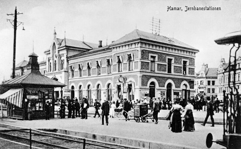 Hamar jernbanestasjon, ca. 1910 (Foto/Photo)