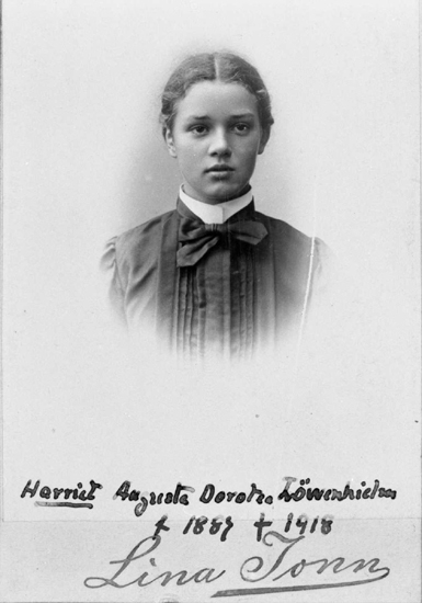 Bild från Harriet Löwenhielms liv.