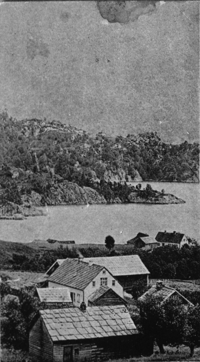 Landskap frå Vika i Åkra, Kvinnherad, 1890.