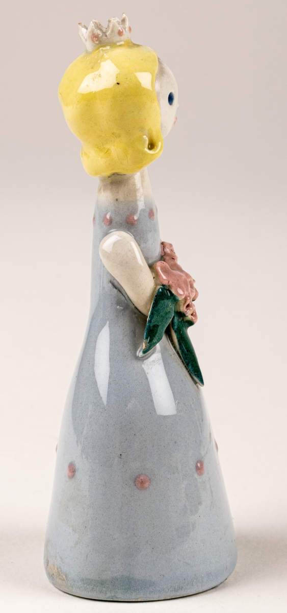 Brud till Brudfölje, figuringrupp av  Dorothy Clough, 1955, Gefle Porslinsfabrik. Ingen märkning.
