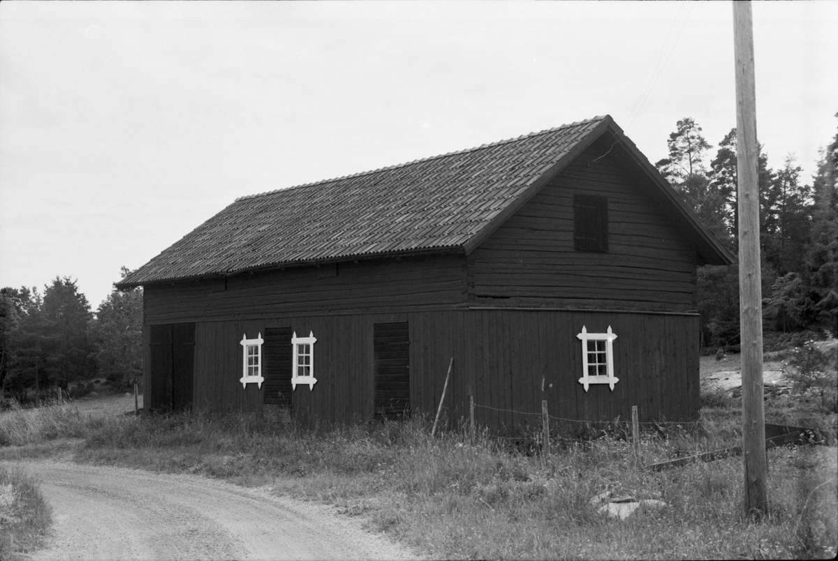 Lada, Nåstuna 9:1, Vänge socken, Uppland 1975
