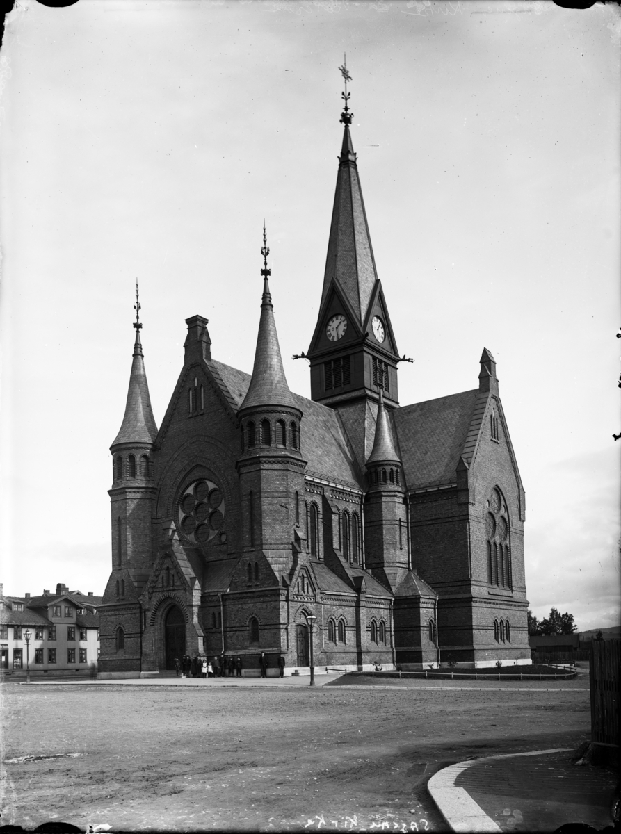 Eksteriørfoto av Sagene Kirke i Oslo