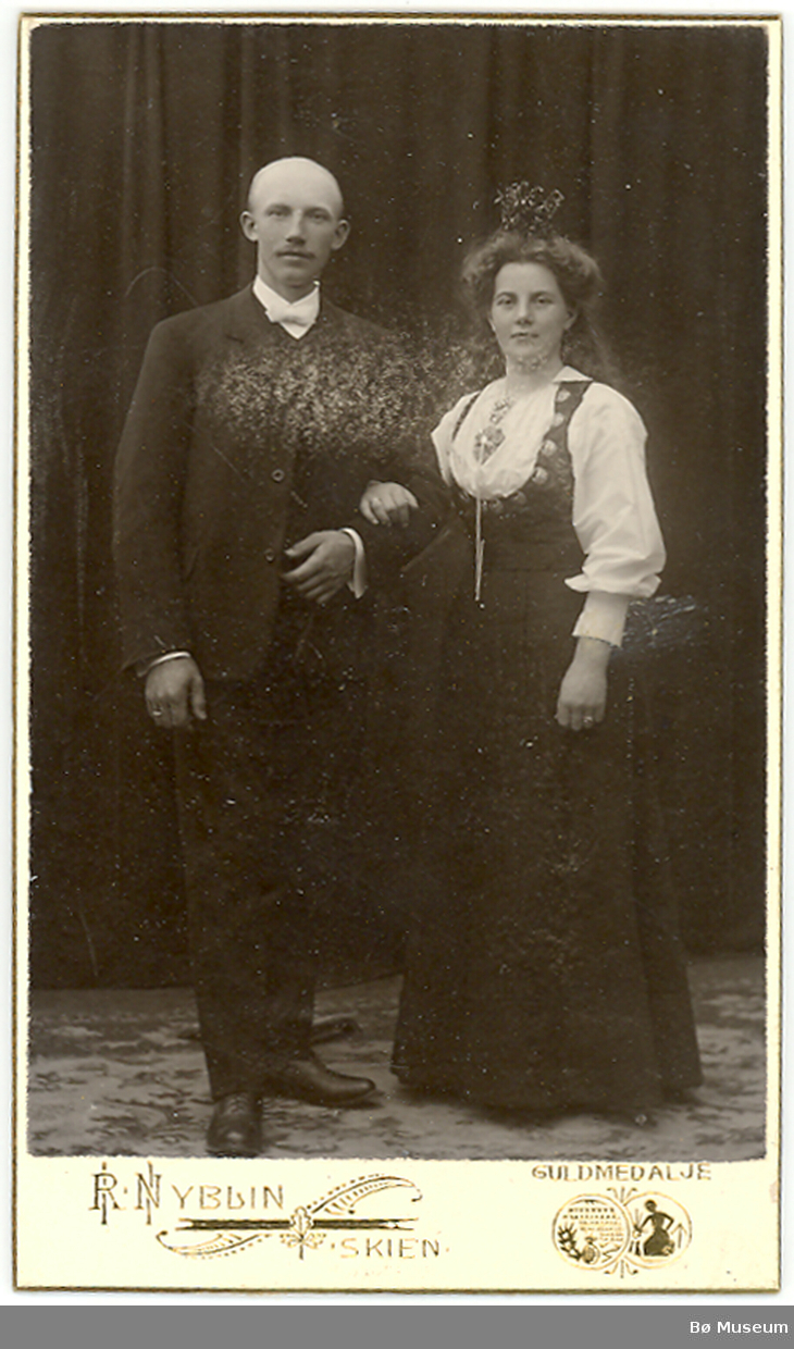 Olav og Aasta (f. Nordbø) Ajer