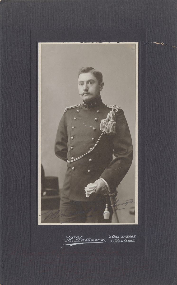 Porträtt av Willem Peter Hubert van Blijenburgh, officer i nederländska armén.