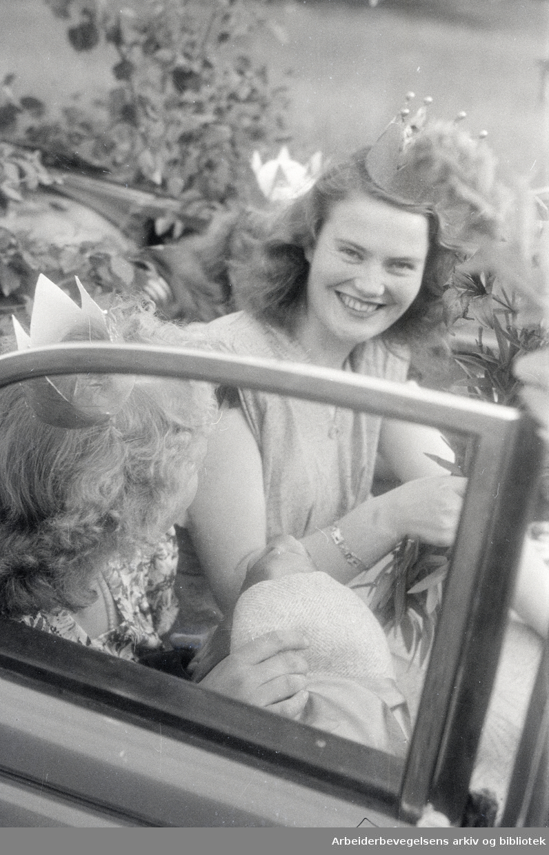 Lørenskogdagen. Årets Lørenskogprinsesse Mary Andersen. Juli 1947