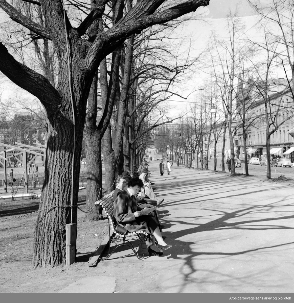 Karl Johans gate. April 1956
