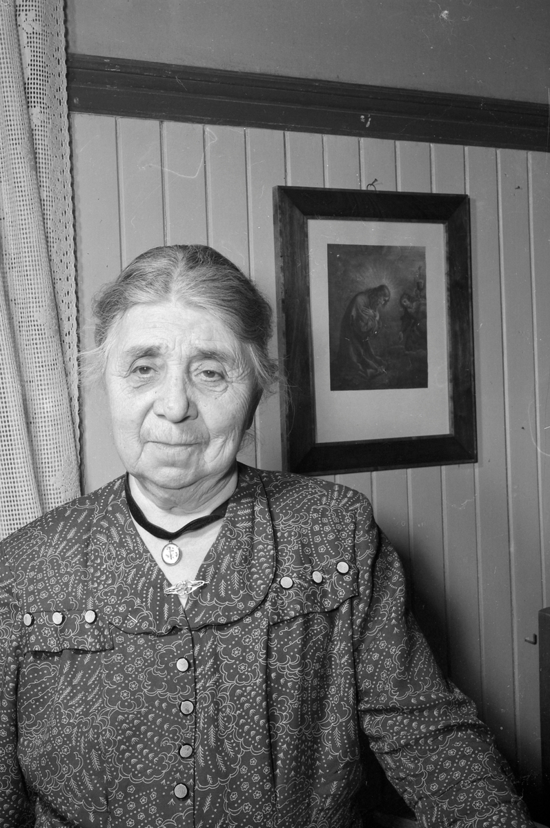 Enkefru Petra Løckra fyller 80 år