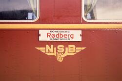 Destinasjonsskilt Kongsberg-Rødberg-Kongsberg på dieselmotov