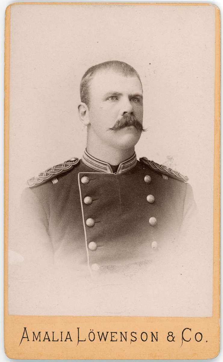 Kabinettsfotografi - Adolf af Sandeberg, Skövde 1885