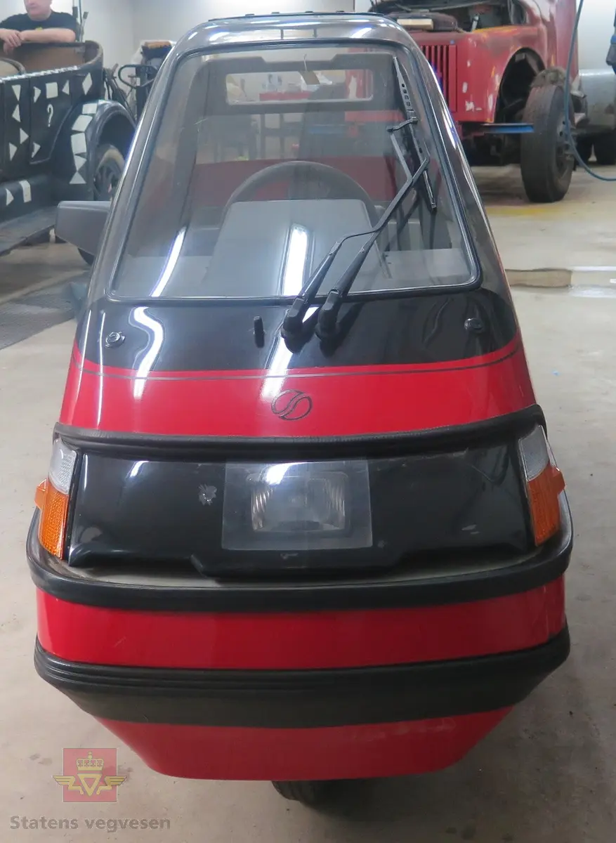 Mopedbil - Norsk vegmuseum / DigitaltMuseum