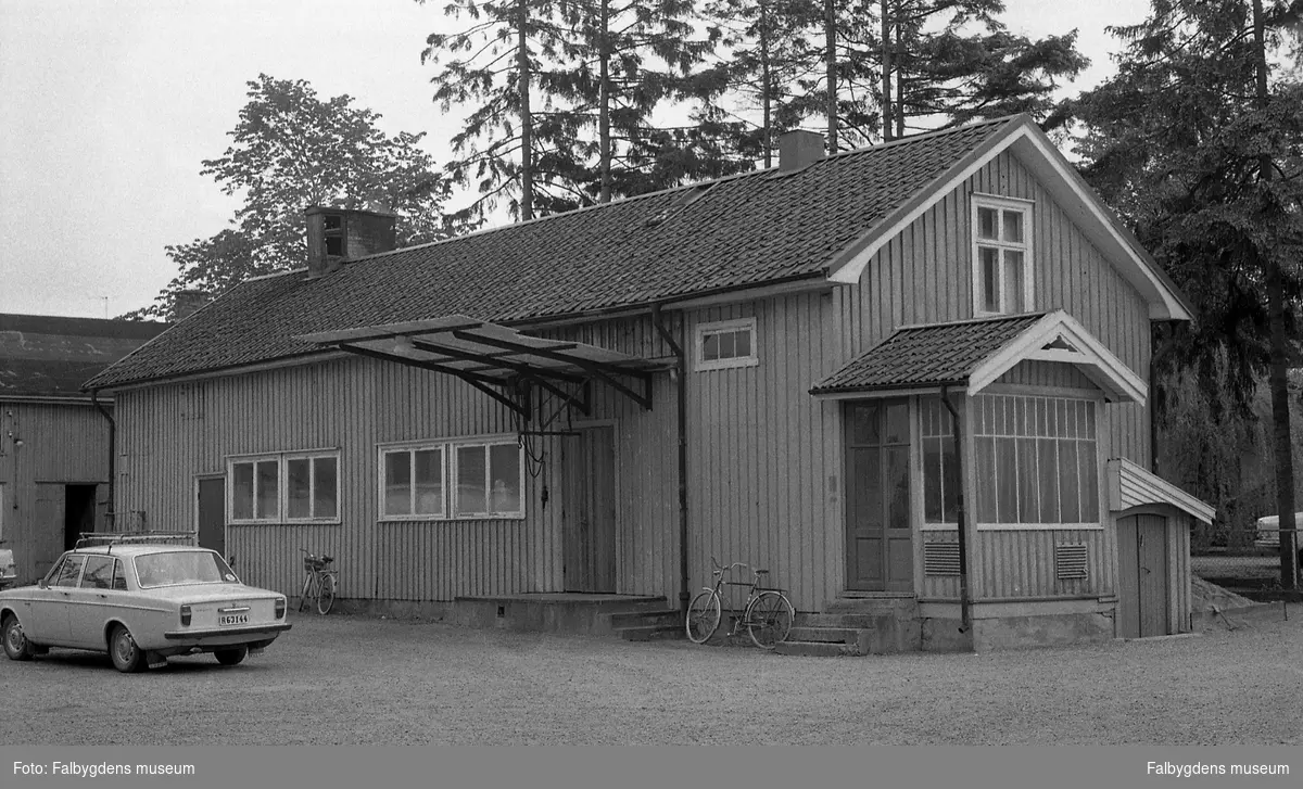 Byggnadsinventering 1972. S:t Bernhard stä 263. Hus 2 från NV.