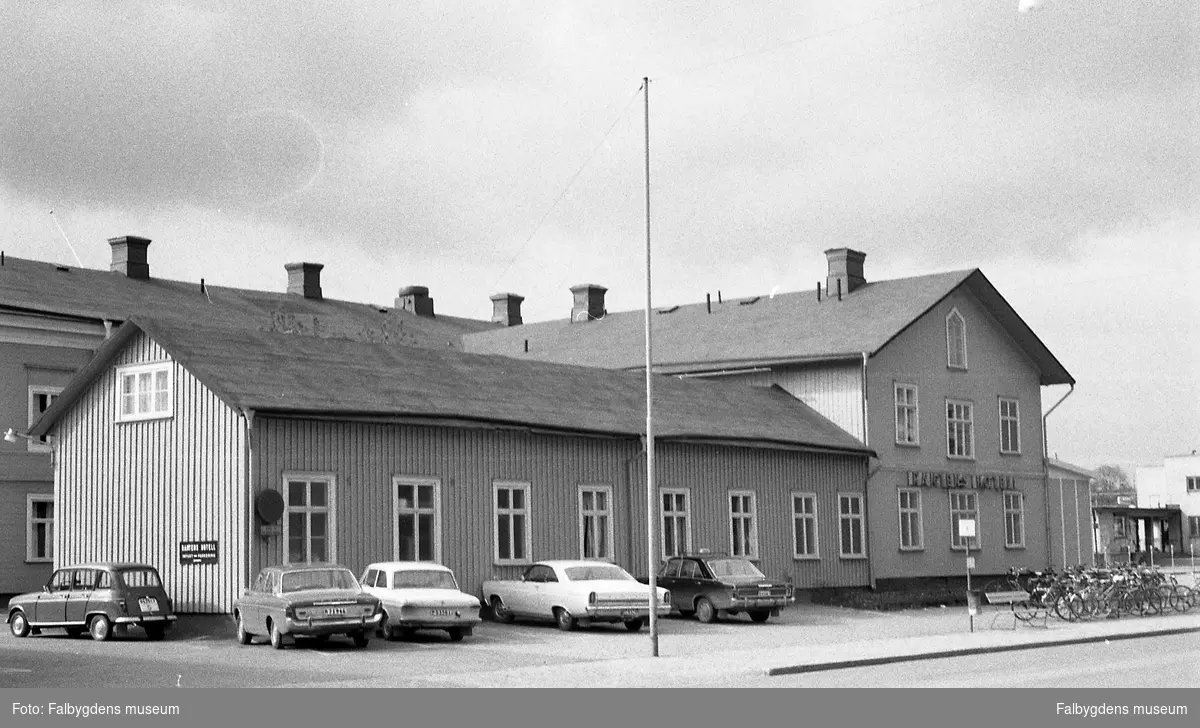 Byggnadsinventering 1972. Rantens hotell från SO mot Järnvägsgatan.