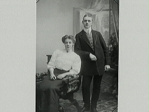 Syskonparet herr och fröken Johansson.