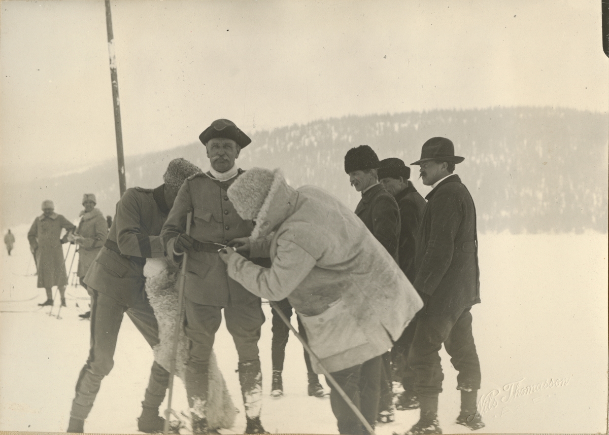 Text i fotoalbum: "Officerstäflingarna i Åre den 9 mars 1913".