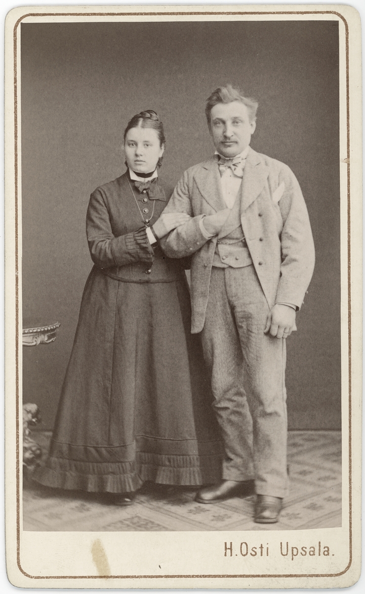 Kabinettsfotografi - Hulda och Carl Nyman, Uppsala 1876
