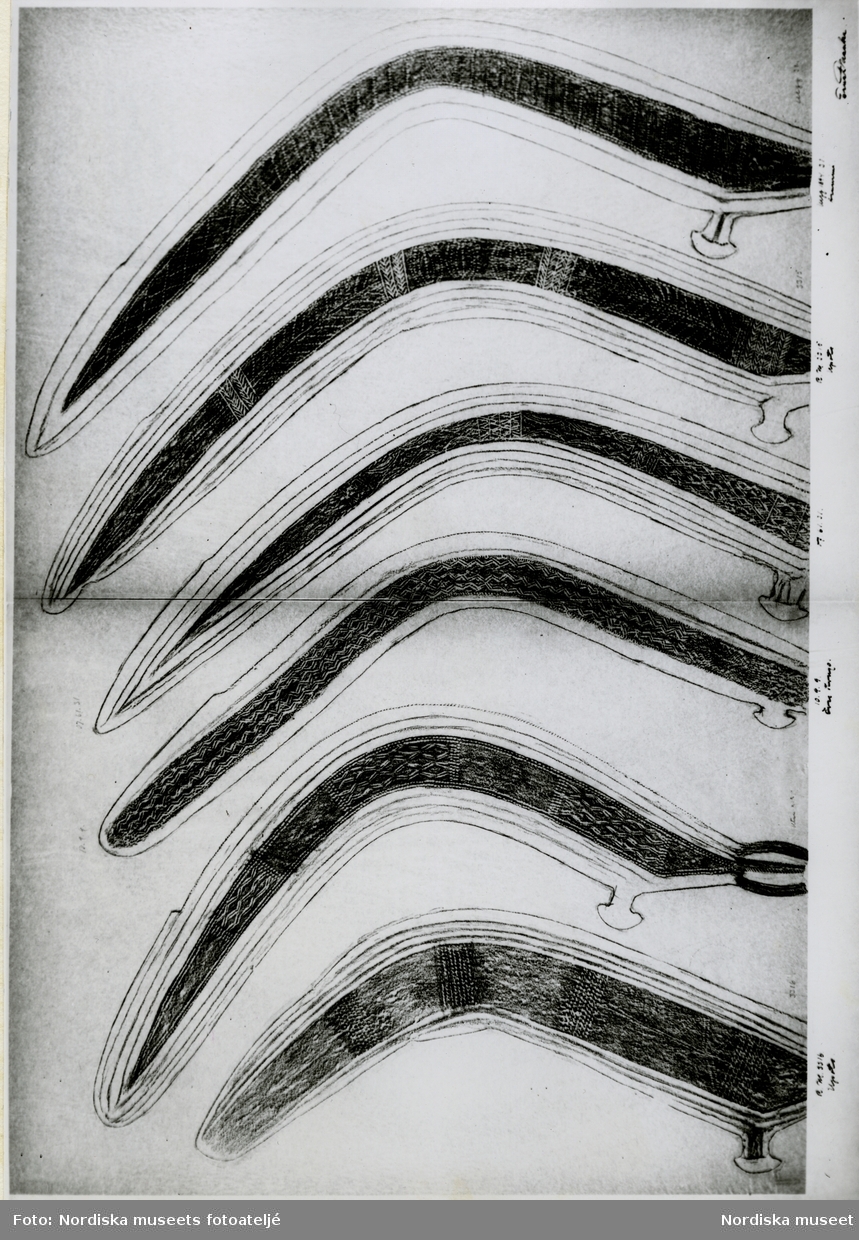 Avgnidning av Ernst Manker föreställande halshuggningsbilor.