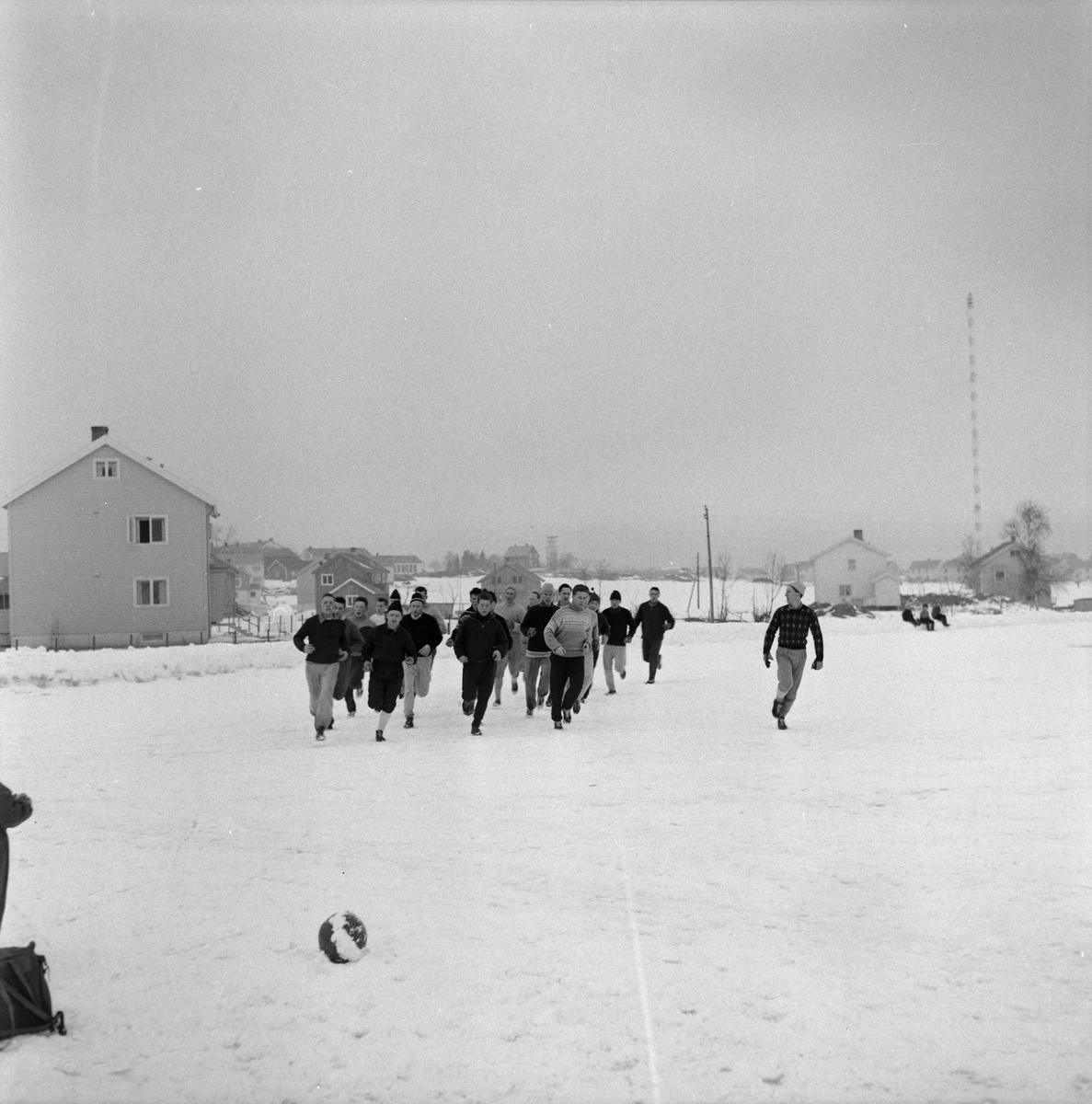 Fotballtrening i snø