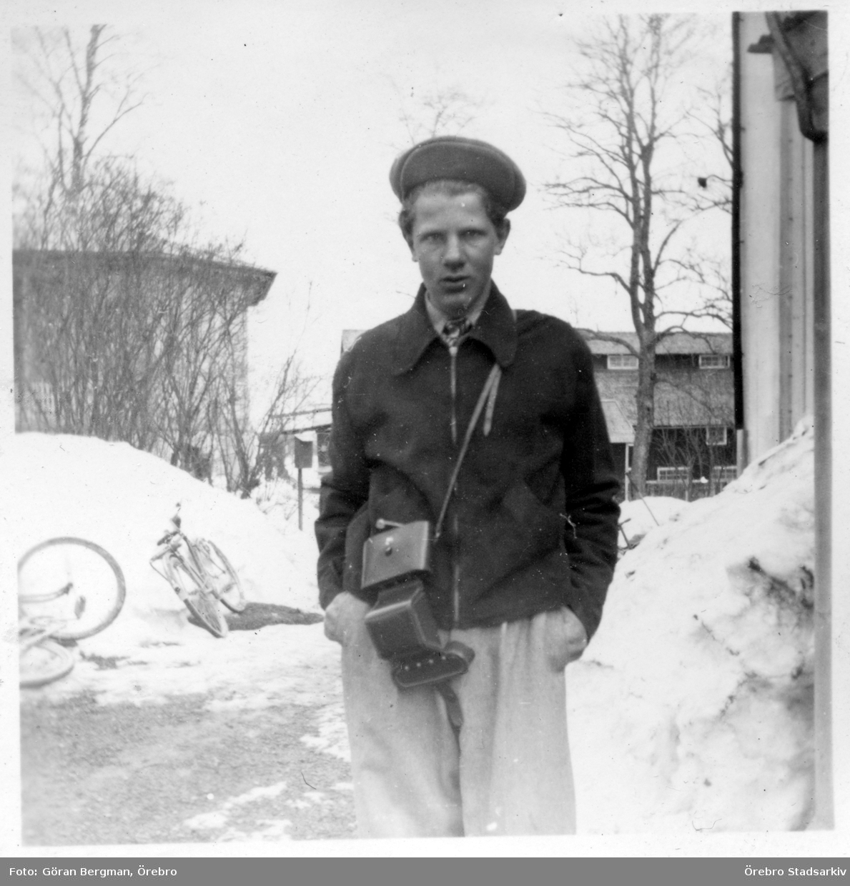 Ung man med kamerafodral

Göran Bergman (född 1936-07-13 i Nora)