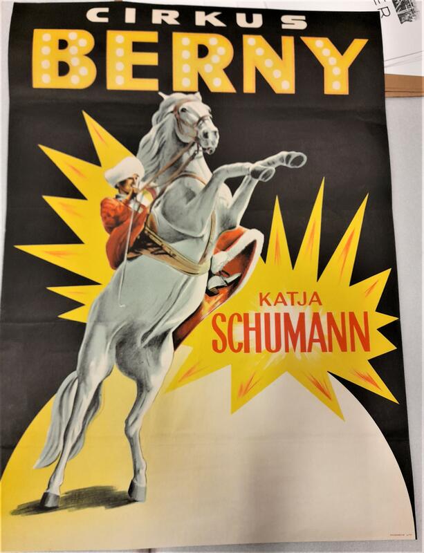 Cirkus Berny plakat Katja Shumann på steilende hest