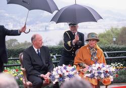 Kong Harald dronning Sonja i Nagasaki Japan statsbesøk 30.3.