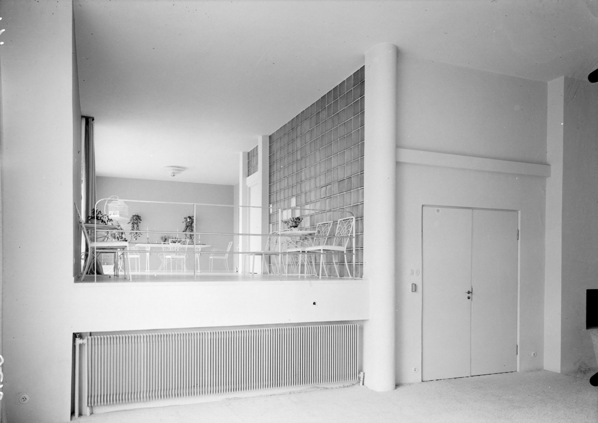 Arkitekturfoto av Villa Ditlev-Simonsen, Vestre Aker (nå Oslo), bygd i 1937.