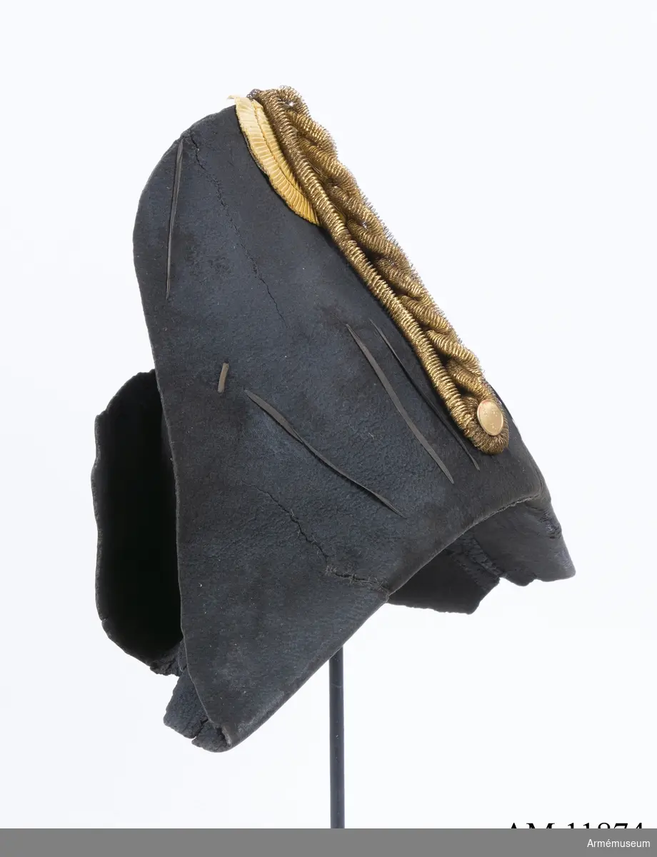 Grupp C I.
Trekantig hatt av filt, 1800-talets början.