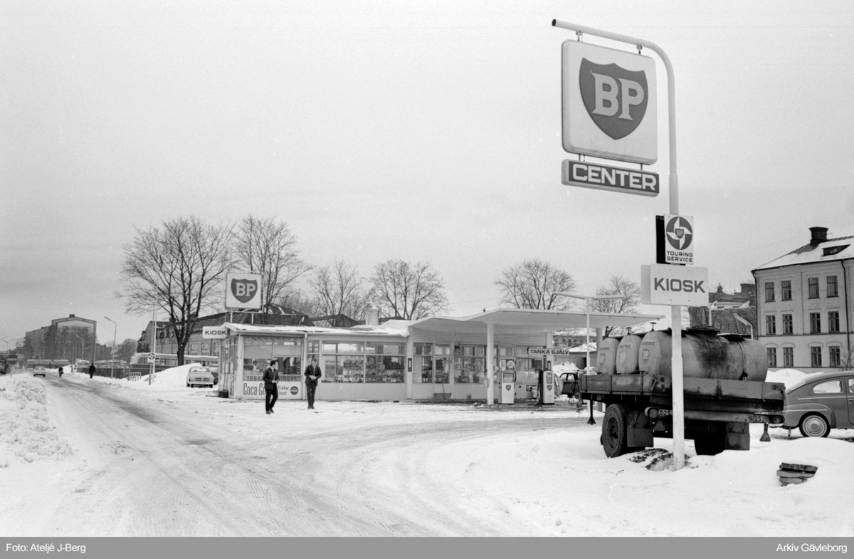 BP-macken på Söder i Gävle, 1966.