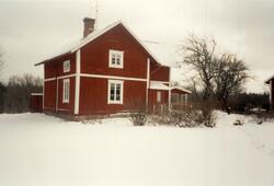 Rött hus i Guldsmedstorp, Svartå, ca 2000