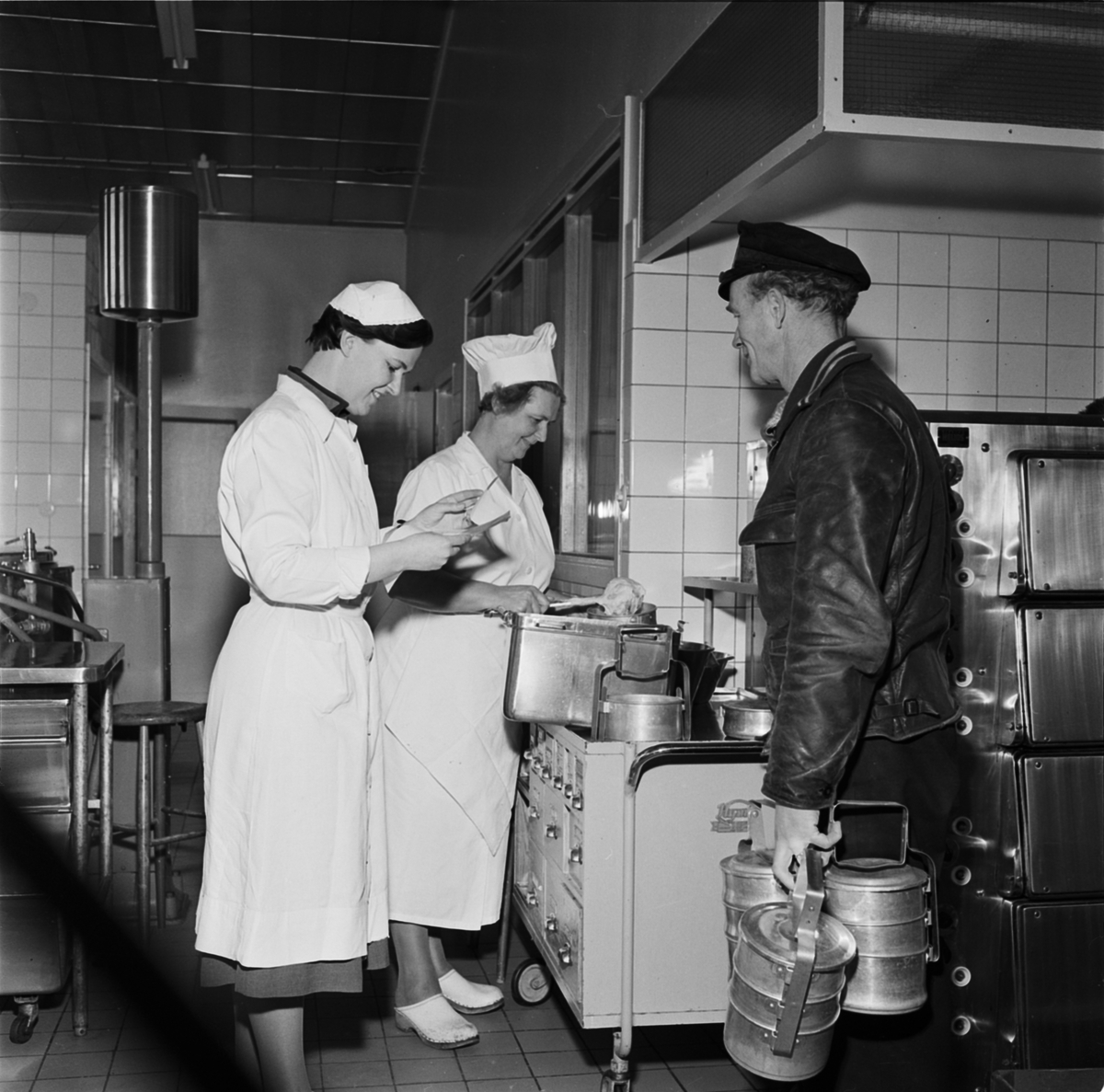 Röda Korset - "matutkörare", Uppsala 1957