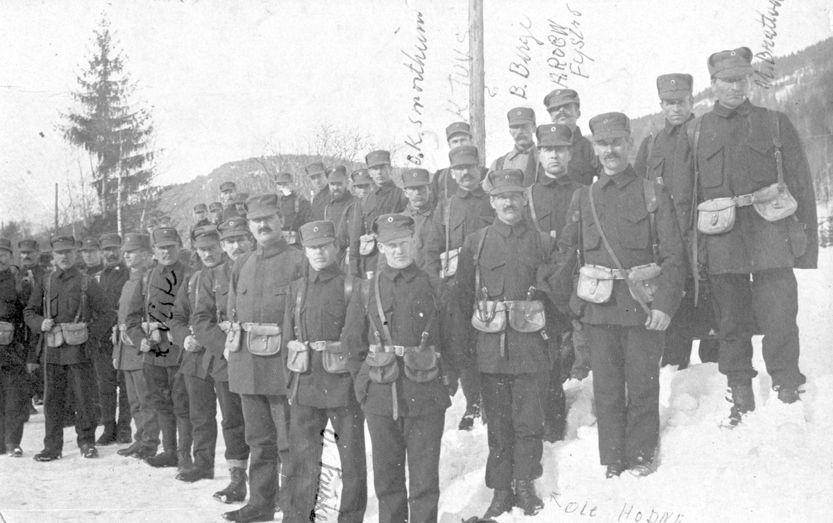 Soldater ved Helgelandsmoen