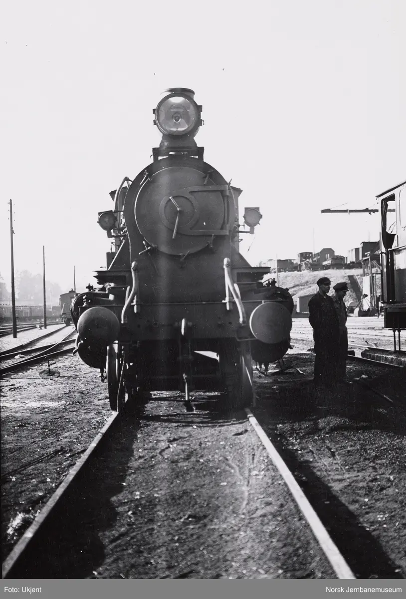 Damplokomotiv type 27a 297 i Lodalen i Oslo, sett forfra - Norsk ...