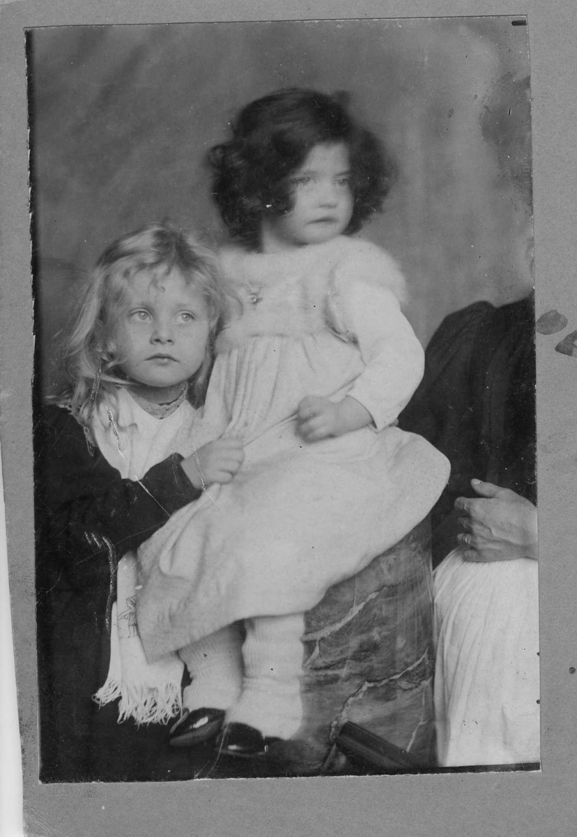Mann, kvinne, døtre, Lenbach,