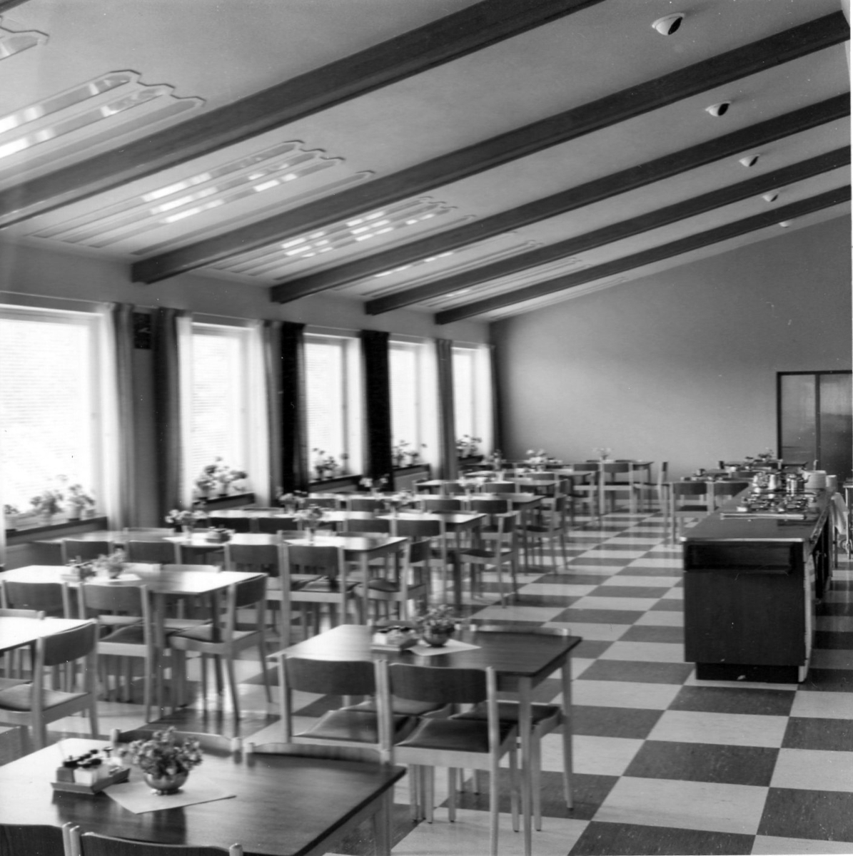 Ny matsal och nytt kök som invigdes på Kustsanatoriet Apelviken 1959.