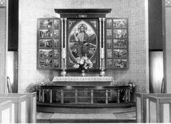 Altartavla i Dombås kyrkje.