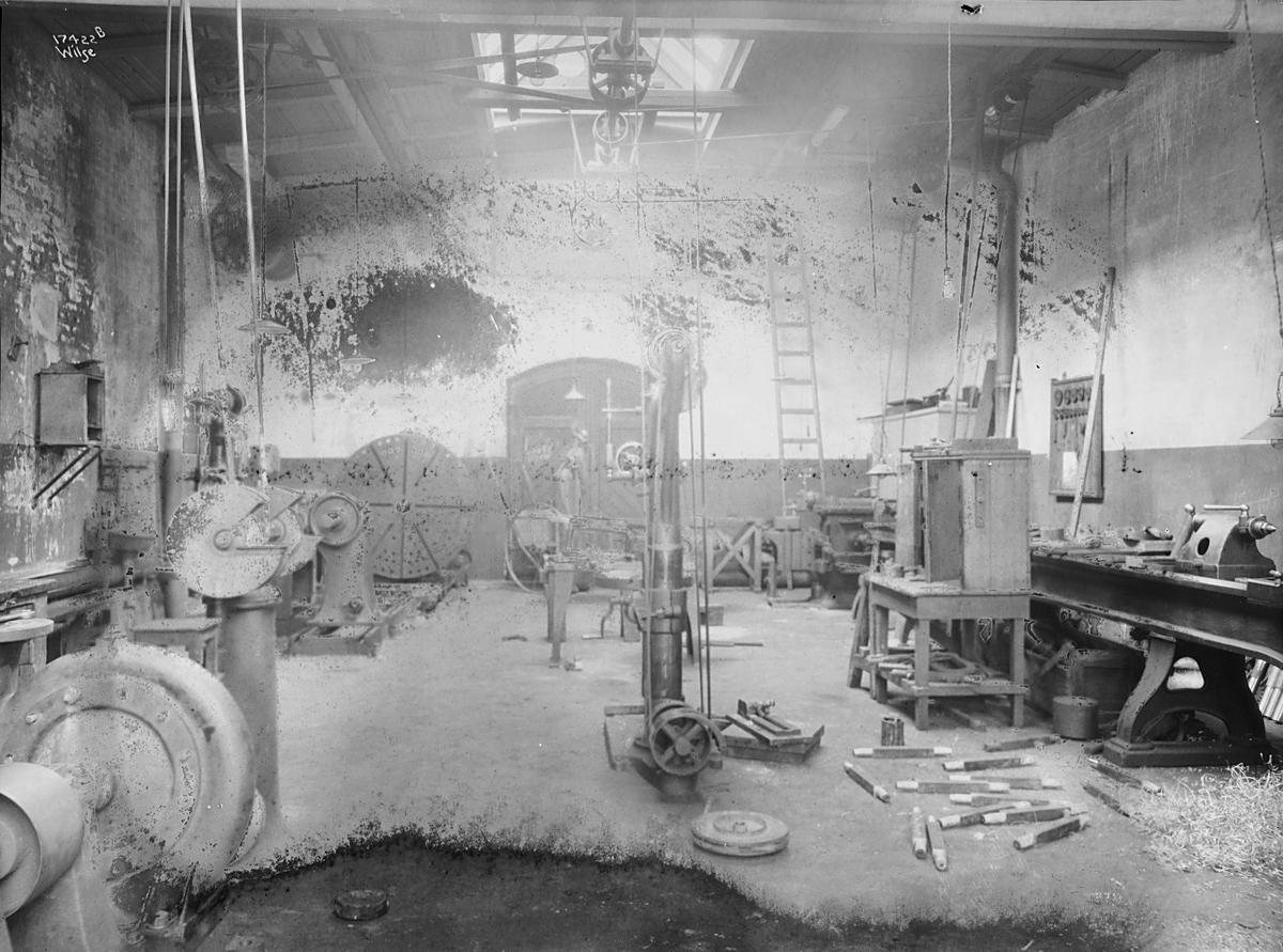 Fra verkstedhall, Lillestrøm cellulosefabrikk, Fotografert 1923.