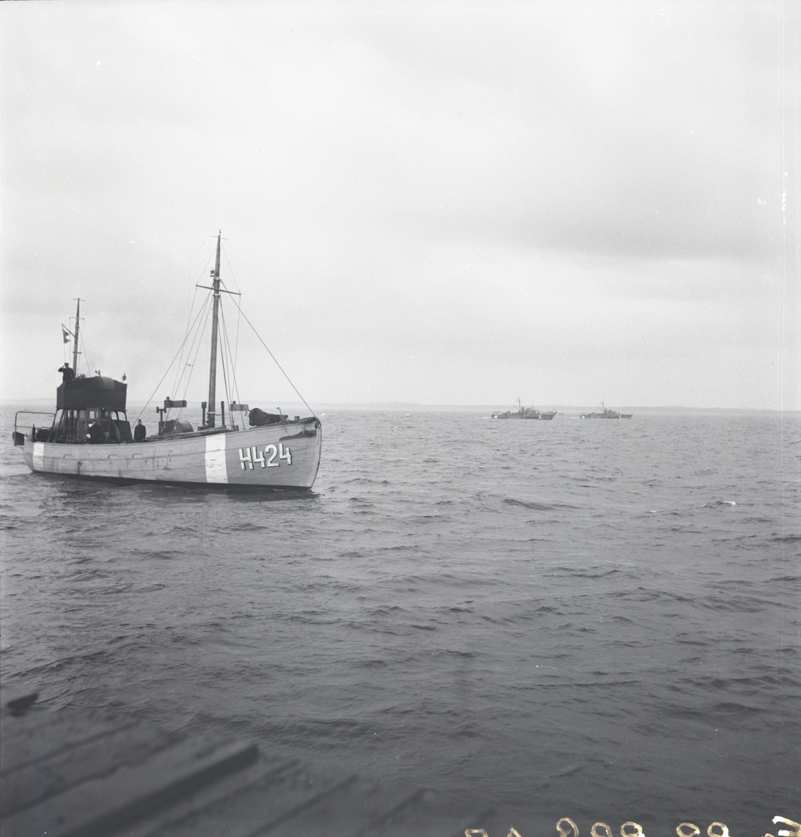Hjälpvedettbåten H 424.