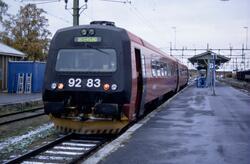 "Nabotåget" fra Trondheim, tog 83, på Östersund C. stasjon. 