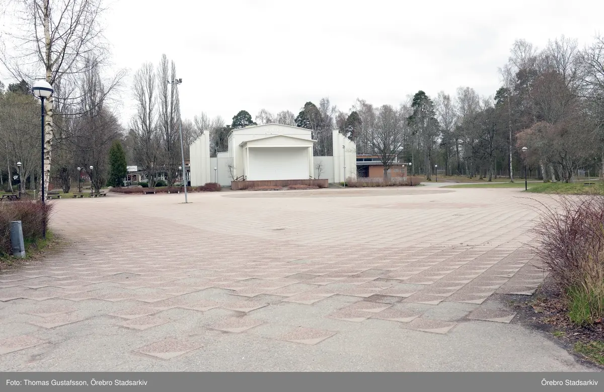 Parkteatern i Brunnsparken, 20160418 Örebro Stadsarkiv / DigitaltMuseum