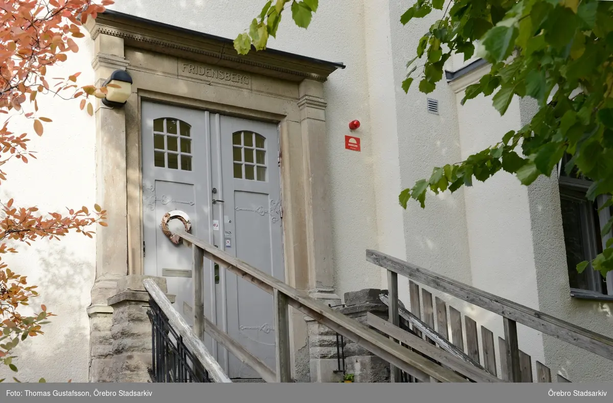 Entré till förskola på Sturegatan 7. 2016-10-06 - Örebro Stadsarkiv ...