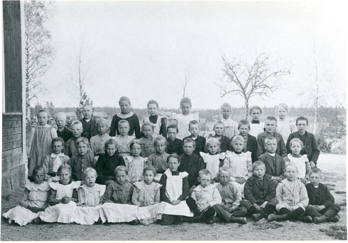 Munktorp sn, Tränsta. Skolfoto, Tränsta folkskola, 1905. - Västmanlands ...