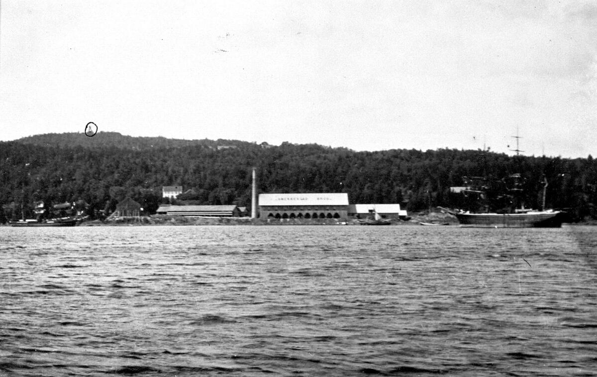 Snekkestad Tegleverk, tårnet på Solumåsen, skonnert, jokt, sjø, Oslofjorden, fabrikk