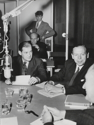 Radiodebatt før Stortingsvalget 1953. Erling Wikborg fra Krf