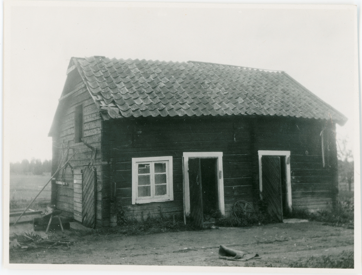 Per Perssons brygghus i Holm, Harbo socken, Uppland 1929
