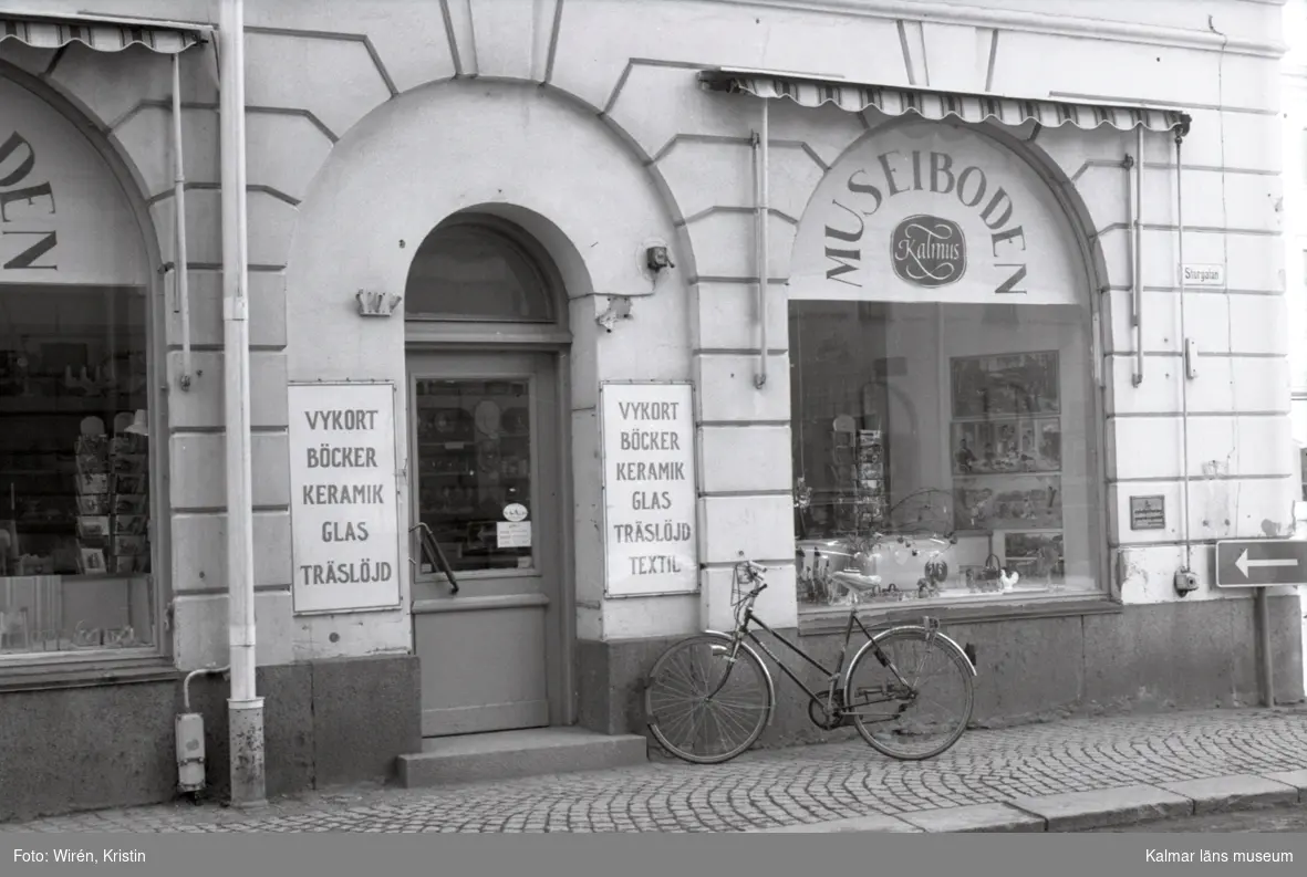 Dokumentation av Kalmar läns museums affär Kalmus i teaterbyggnaden.