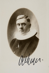 Postkort, Hamar, portrett prest Ole Eger (1882-1936), tredje